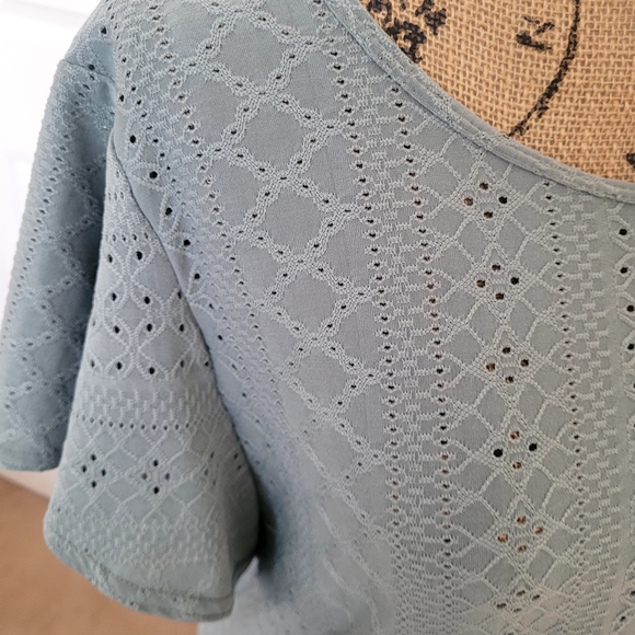 🌱Women's Top - Picture 2 of 4